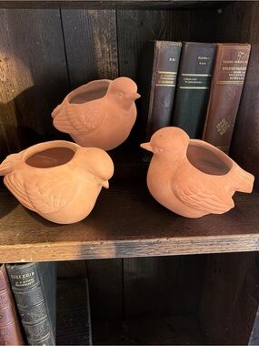 Terracotta Bird Planter - Handcrafted Decorative Pots